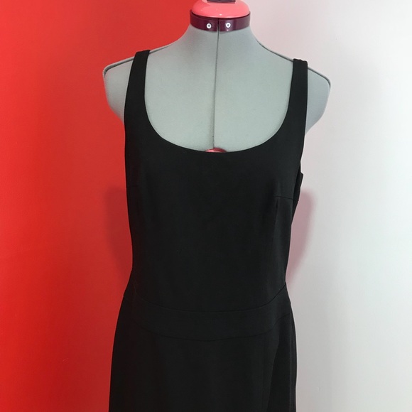 Akris Punto Sleeveless Dress w/ Ruffle Hem - Picture 2 of 4
